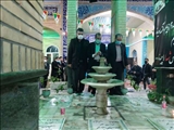 در اولین پنجشنبه از ایام الله دهه مبارک فجر صورت گرفت: عطر افشانی مزار مطهر پنج شهید گمنام پردیس با حضور فرماندار 