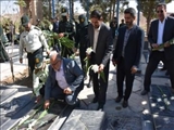 همزمان با آغاز هفته فراجا، آیین گلباران مزار شهدای شهرستان پاکدشت برگزار شد