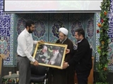 برپایی میز خدمت فرمانداری و برخی از مدیران شمیرانات به مناسبت هفته بسیج