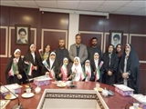 تجلیل شهردار قرچک از دختران گروه سرود احسان که در محضر رهبر معظم انقلاب سرود اجرا کرد