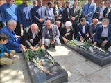 ادای احترام استاندار تهران به شهدای شهرستان بهارستان