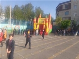 برپایی شهربازی‌ در حیاط مدارس، غیراستاندارد است