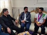 دیدار صمیمانه شهردار ورامین  با قهرمان آسیا در پاراتیراندازی 
