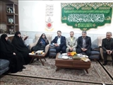 دیدار سرپرست فرمانداری شهرستان ملارد با مادر شهیدان میعادی