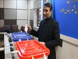 سرپرست فرمانداری ملارد رای خود را به صندوق انداخت