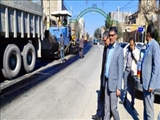 بازدید شهردار پیشوا از روند روکش آسفالت خیابان فلسطین و بهسازی آسفالت بازار سنتی پیشوا