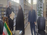 بازدید رئیس و عضو شورای شهر فرون آباد از کتابخانه های عمومی سطح شهر
