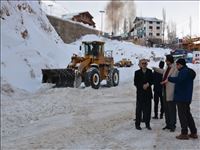 بازدید میدانی معاون عمرانی استانداری تهران از روند خدمات‌رسانی در شرایط برف و یخبندان شمیرانات