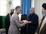 دیدار فرماندار بهارستان با خانواده‌های معظم شهدای جنگ رمضان در دومین روز از سال نو