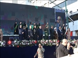 قابی از یک غرور ملی؛ حضور استاندار تهران در رژه «دختران جان‌فدا»