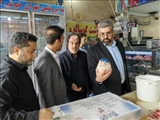 بازدید فرماندار قدس از مراکز عرضه مرغ سطح شهر / نظارت بر توزیع مرغ منجمد با قیمت مصوب ۲۶۰ هزار تومان