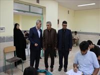 نظارت میدانی معاون سیاسی فرمانداری بهارستان بر روند برگزاری امتحانات نهایی