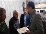 دیدار فرماندار ملارد با خانواده شهید و جانباز دفاع مقدس در روستای قبچاق