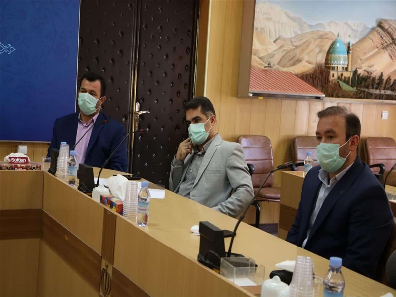 بررسی مشکلات ۷ واحد تولیدی در نشست