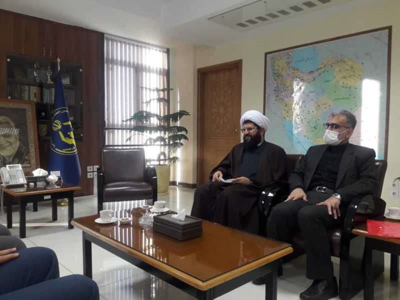 رفع مشکلات مددجویان و محرومان با