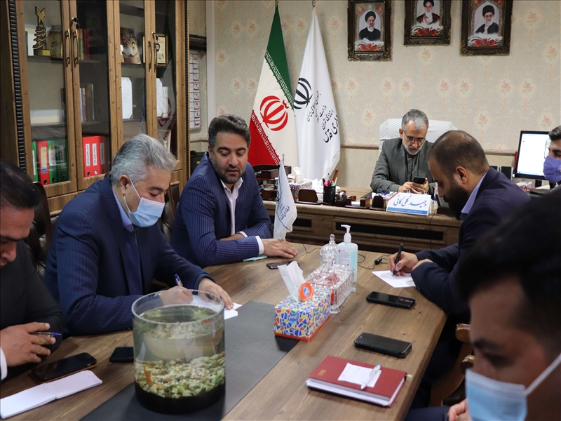 پاسخگویی فرماندارقدس با شهروندان
