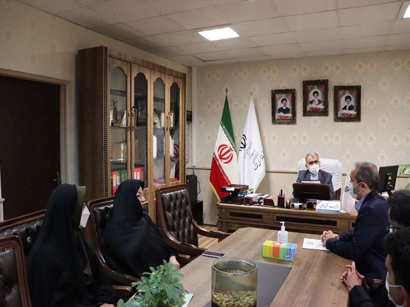دیدار رئیس و کارکنان اداره امور