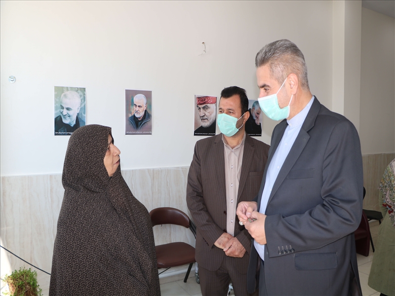طاهرخانی: دهیاران نقش مهمی در شکوفایی