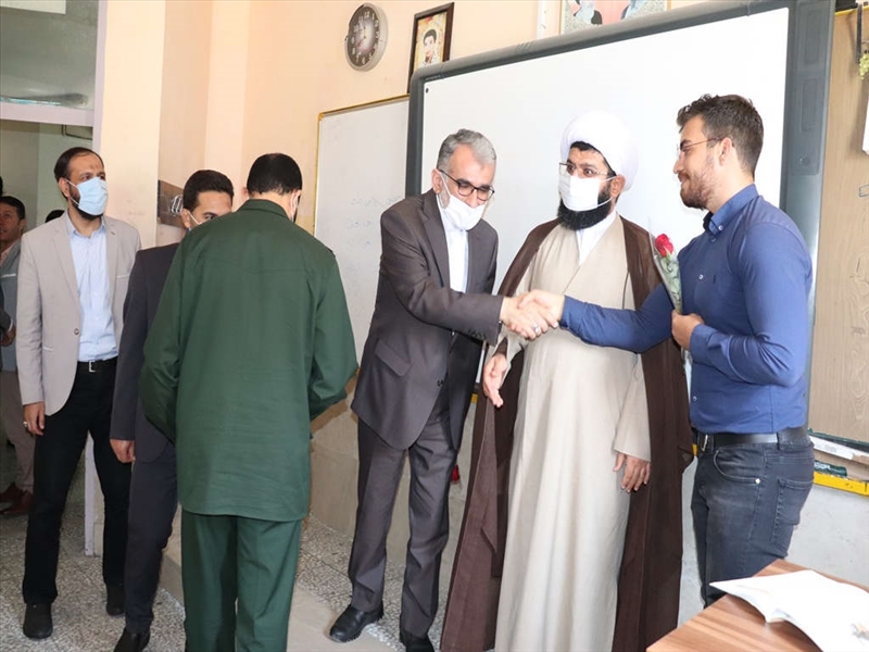 تجلیل و تقدیر فرماندار شهرستان