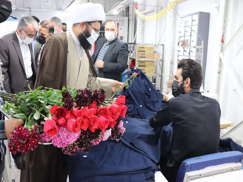تجلیل فرماندار شهرستان قدس از کارگران