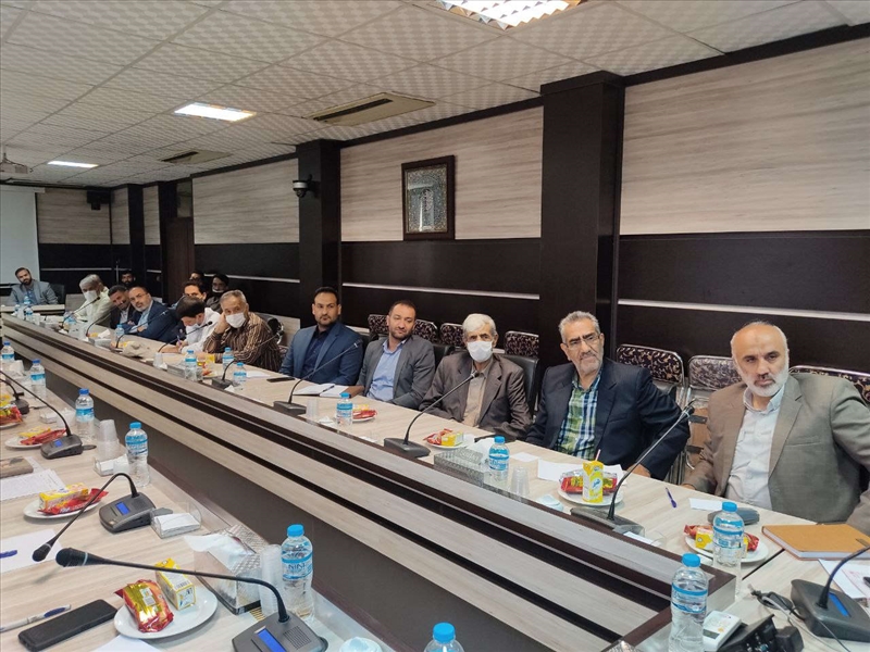 نشست صمیمی فرماندار ویژه شهرستان