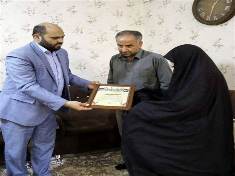  دیدار شهردار باقرشهر با خانواده