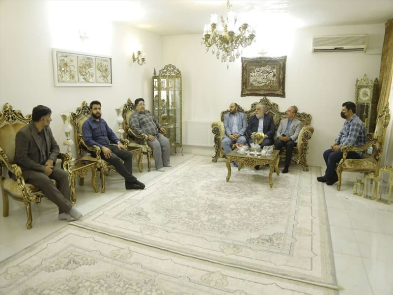  دیدار شهردار باقرشهر با خانواده