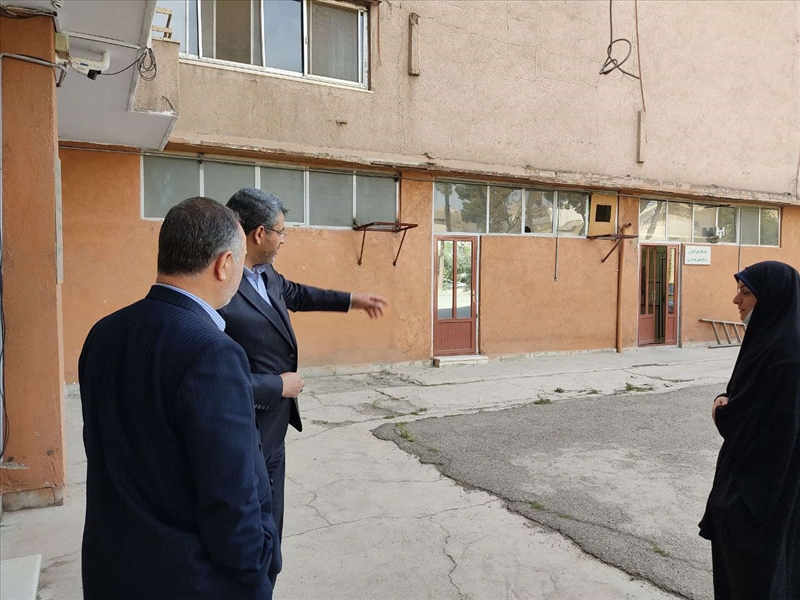 بازدید سرزده فرماندار ویژه ری از