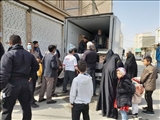توزیع مرغ ، شکر،برنج و میوه تنظیم بازار در 6نقطه از  شهر صفادشت 