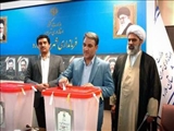مردم و مسئولان شهرستان ملارد به نیابت از شهدا رای دادند