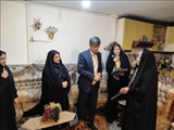 دیدار سرپرست فرمانداری ملارد و مدیرکل امور بانوان فرمانداری با خانواده شهیده فرشته و سحر بهرامی