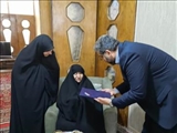 تجلیل از خانواده‌های شهدای سادات توسط مسئولان شهرستان قدس