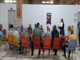 آموزش تغذیه مناسب برای سالمندان در مرکز نگهداری سالمندان بزرگان