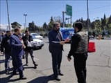 گل و چفیه بر تن مدافعان امنیت /حضور جمعی از مسئولان در ایست‌های بازرسی و تقدیر از پرسنل خدوم