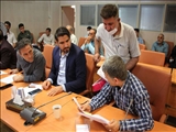 ملاقات مردمی و چهره به چهره فرماندار شهرستان بهارستان برگزار شد.<br/>
