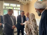 معاون هماهنگی امور عمرانی استانداری تهران از خانواده شهید معزز منصور تاجیک تجلیل و قدردانی کرد