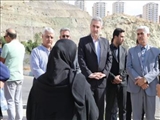 بازدید فرماندار و دیگر مسئولان شهرستان از محله افلاک فاز ۹