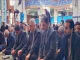 حضور فرماندار و اعضای شورای تأمین شهرستان پردیس در نماز جمعه این هفته