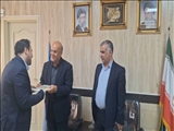تجلیل فرماندار اسلامشهر از سعید نامدار قاضی نمونه ملی و استانی مجموعه قضائی شهرستان