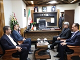 تجلیل فرماندار تهران از مربی تیم ملی والیبال دانش آموزی