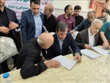 دیدار چهره به چهره با مردم در قالب میز خدمت مسئولین باحضور فرماندار ویژه شهرستان ری برگزار شد