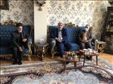 دیدار با خانواده شهدا  برای مسئولان افتخار و موجب تجدید روحیه برای خدمت است