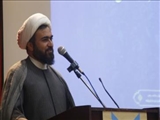 شعار سال در حد نصب بنر و بیلبورد نباشد