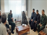 دیدار مسئولین با خانواده شهدا 