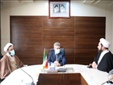 طاهرخانی: حضور مسئولان در مساجد الگویی برای جوانان و ترغیب آنها برای حضور در این مکان مقدس است
