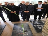 حضور استاندار تهران و فرماندار دماوند در گلزار شهدای بهشت حضرت رقیه(س) دماوند
