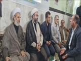 برنامه میز خدمت مسئولان شهرستان پاکدشت در محل نماز جمعه شریف آباد برگزار شد