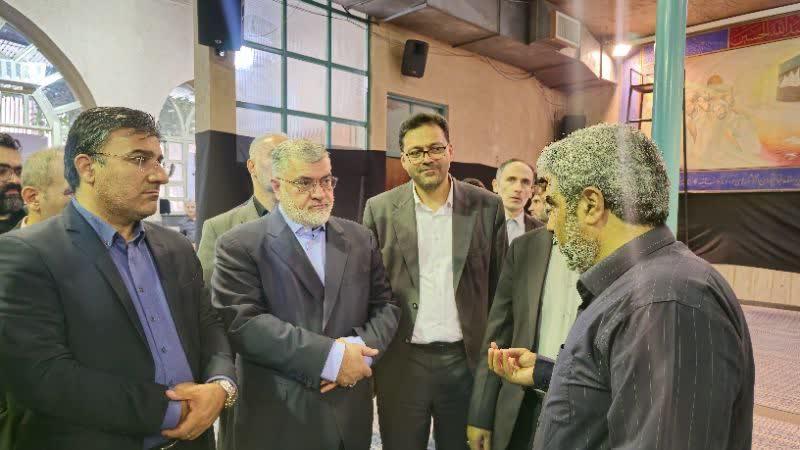 بازدید استاندار تهران از حسینیه جماران و حضور در بین مردم