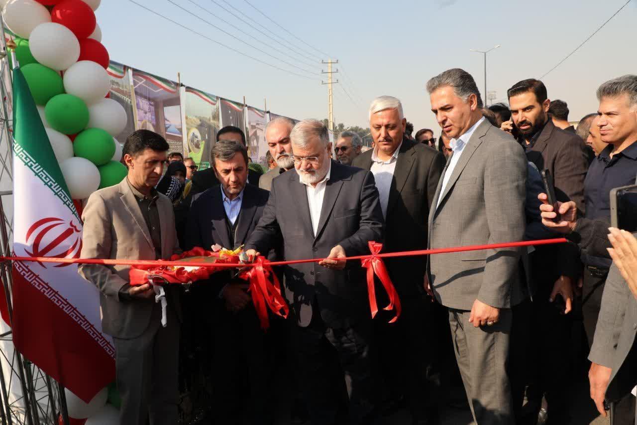 آئین افتتاح ۹ پروژه عمرانی و خدماتی و  یک پروژه شهر هوشمند در باقرشهر با دستور استاندار تهران