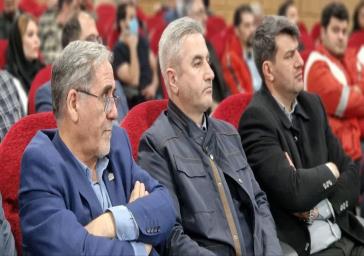 فاصله زیاد سرانه تخت بیمارستانی و کمبود نیروی متخصص